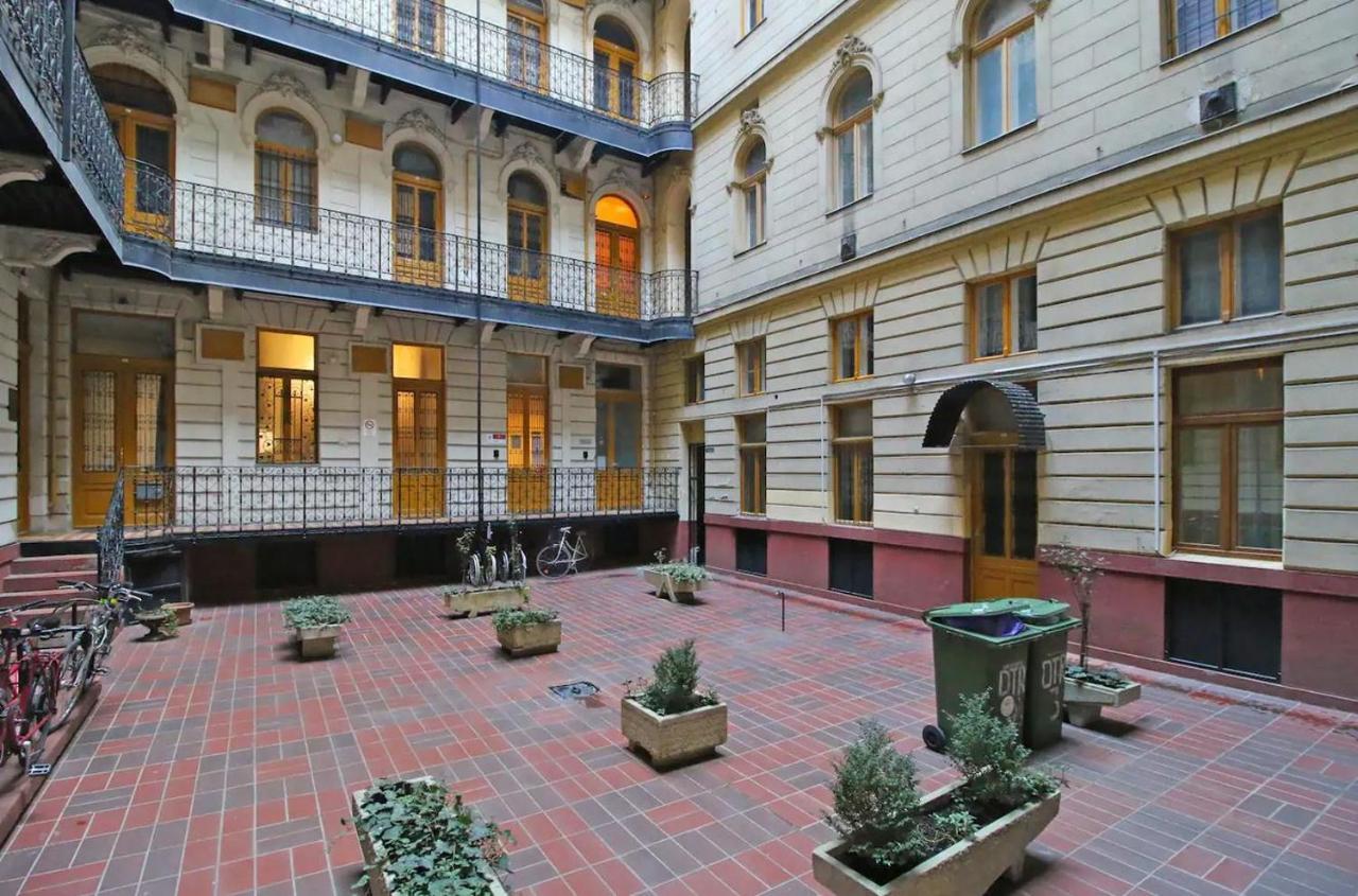 Cosy Cottage - Cheerful Apartment In The Center Budapest Exteriör bild